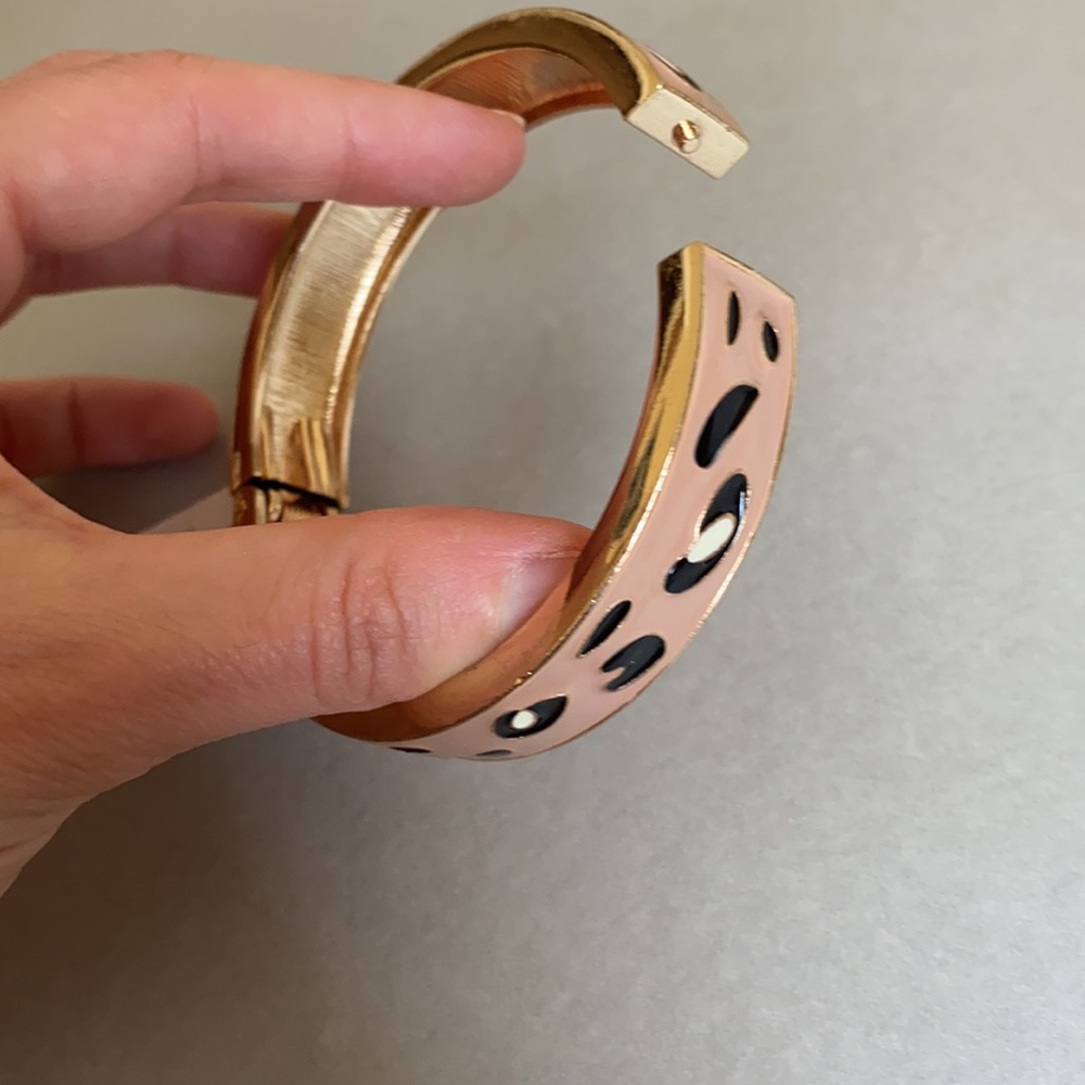 Express leopard bangle - Picture 3 of 4